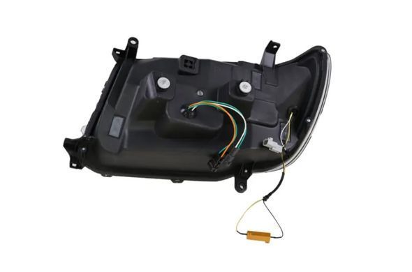 Передні лід фари для Toyota Land Cruiser LC 100 1998-2007 р.в. у стилі LC300