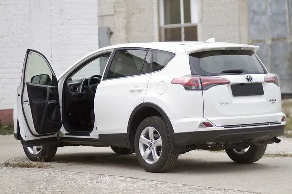 Накладки на внутренние пороги дверей Toyota Rav4 2013-2018 г.в. Тойота Рав4