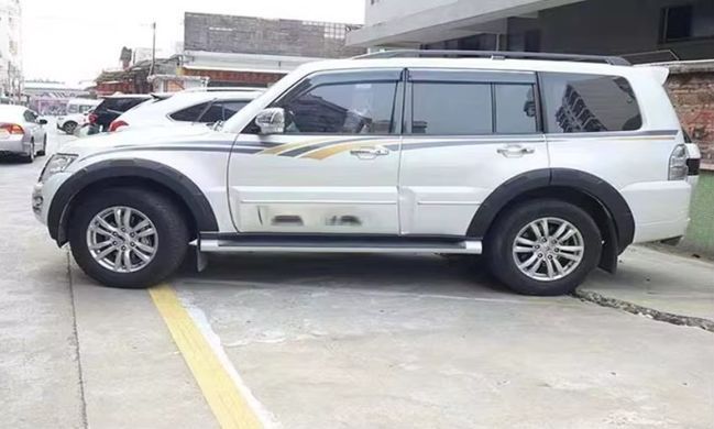 Расширители накладки на арки Mitsubishi Pajero Wagon 4, Черный