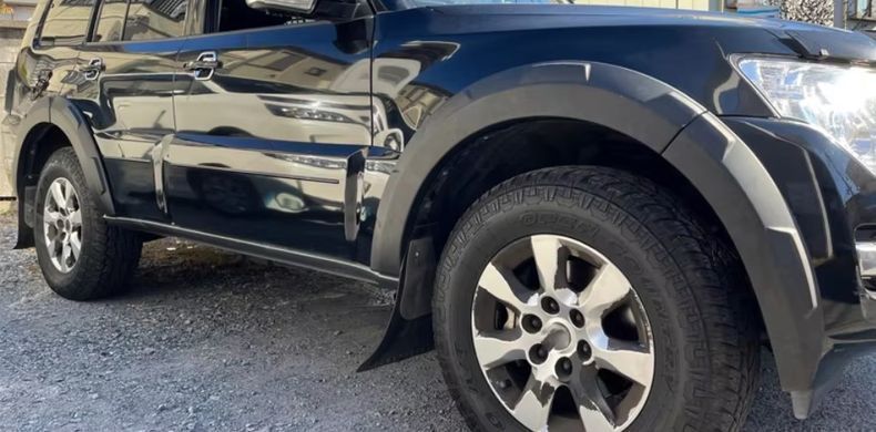 Расширители накладки на арки Mitsubishi Pajero Wagon 4, Черный