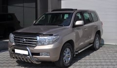 Защита переднего бампера кенгурятник Toyota Land Cruiser 200 2008-2015 г.в.