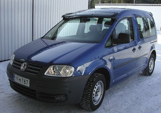 Козырек спойлер лобового стекла солнцезащитный Volkswagen Caddy 2004-2010 г.в. Кади