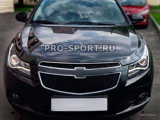 Передние тюнинг фары Chevrolet Cruze 2009+ в стиле Audi R8