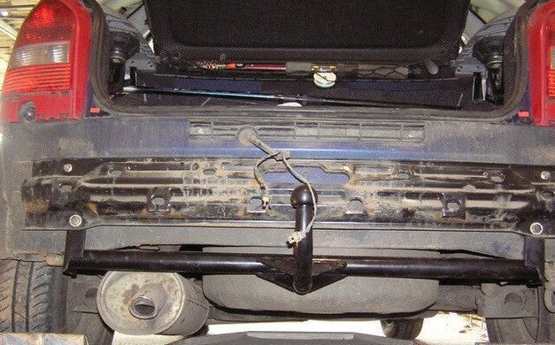 Прицепное устройство (Фаркоп) VOLKSWAGEN POINTER хетчбек 2004+ г.в.