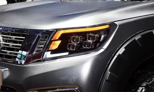 Передні лед фари для Nissan Navara 2015-2021 р.в. Нісан Навара