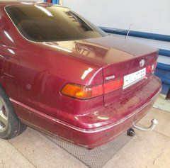 Прицепное устройство со сьемным крюком (Фаркоп) TOYOTA CAMRY 20 седан 1996-2001 г.в.