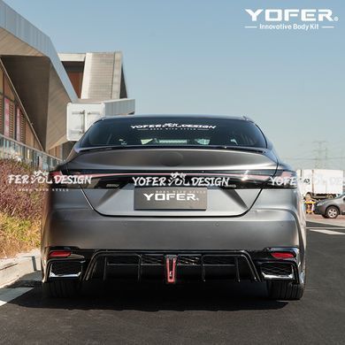 адний бампер диффузор со стопом для Toyota Camry xv80 2025+ г.в. Тойота Камри 80