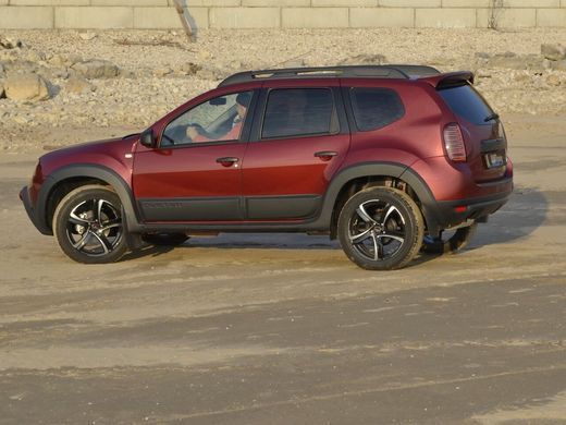 Спойлер багажника Карт Renault Duster 2010-2017 г.в. Рено Дастер