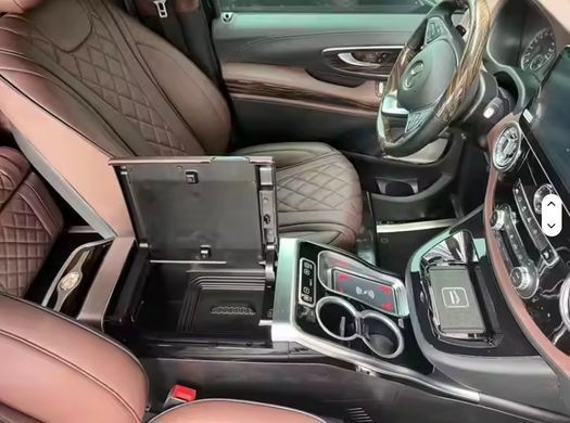 Подлокотник штатный для Mercedes 447 2014+ г.в. Мерседес 447
