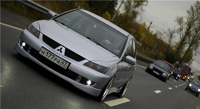 Реснички на фары Mitsubishi Lancer 9 с 2004-2010 г.в.