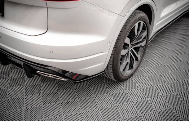 Накладки на задний бампер боковые для Volkswagen Touareg 2018-2023 г.в. R-line, Черный