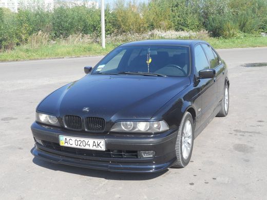 Спойлер переднього бампера (спідниця, губа) BMW E39 дорестайлінг 1996-2003 р.в. БМВ Е39