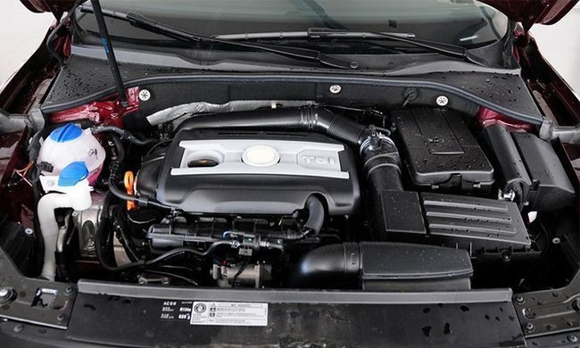 Фильтр нулевого сопротивления в штатное место для Volkswagen VW Golf 5 6 Touran Tiguan Jetta Scirocco Passat, Красный, Воздушный фильтр, Volkswagen, Новое, На штатные места