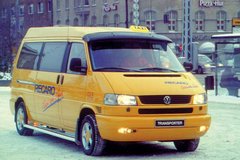 Козырек спойлер лобового стекла солнцезащитный Volkswagen T-4