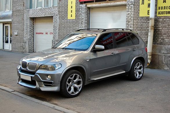 Модельные боковые пороги BMW X5 E-70 2006-2013 г.в.