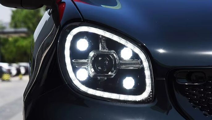 Передні тюнінг лед фари Mercedes Smart 2014-2020 р.в. Мерседес Смарт, Mercedes, Альтернативная оптика, Новое, На штатные места