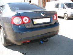 Прицепное устройство (Фаркоп) со съемным крюком VOLKSWAGEN JETTA седан 06/2005 г.в.