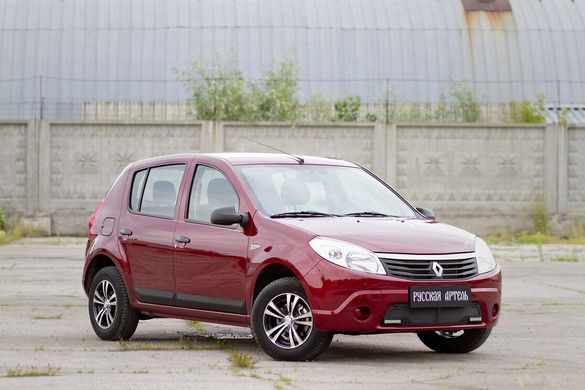 Молдинги на двери широкие Renault Sandero 2009-2013 г.в. Рено Сандеро