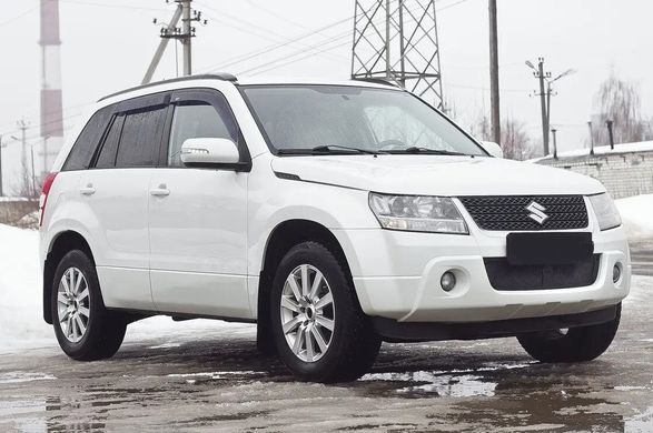 Защитная сетка переднего бампера Suzuki Grand Vitara 2008-2012 г.в. Сузуги Гранд Витара