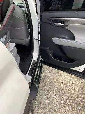 Модельные боковые подножки пороги для Toyota Highlander 2019+ г.в. Хайлендер, Черный