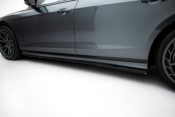 Накладка під бокові пороги леза для Audi A8 D5 2018 р.в., Черный