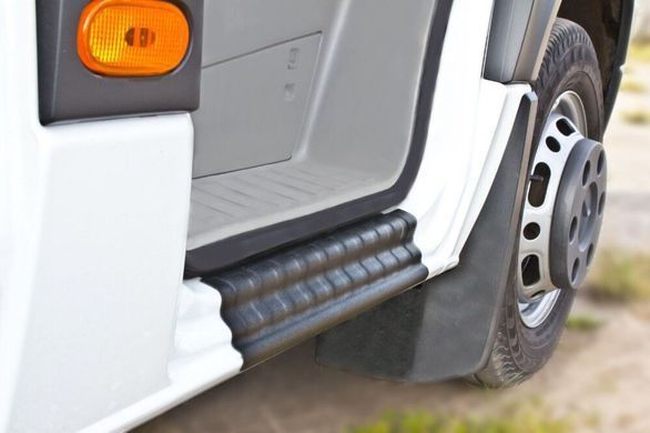 Накладки на внутрішні пороги дверей Volkswagen Crafter 2006-2013 р.в. Крафтер
